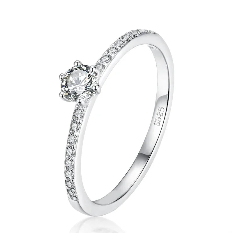 925 Sterling Silver Classic Round Clear CZ Ring