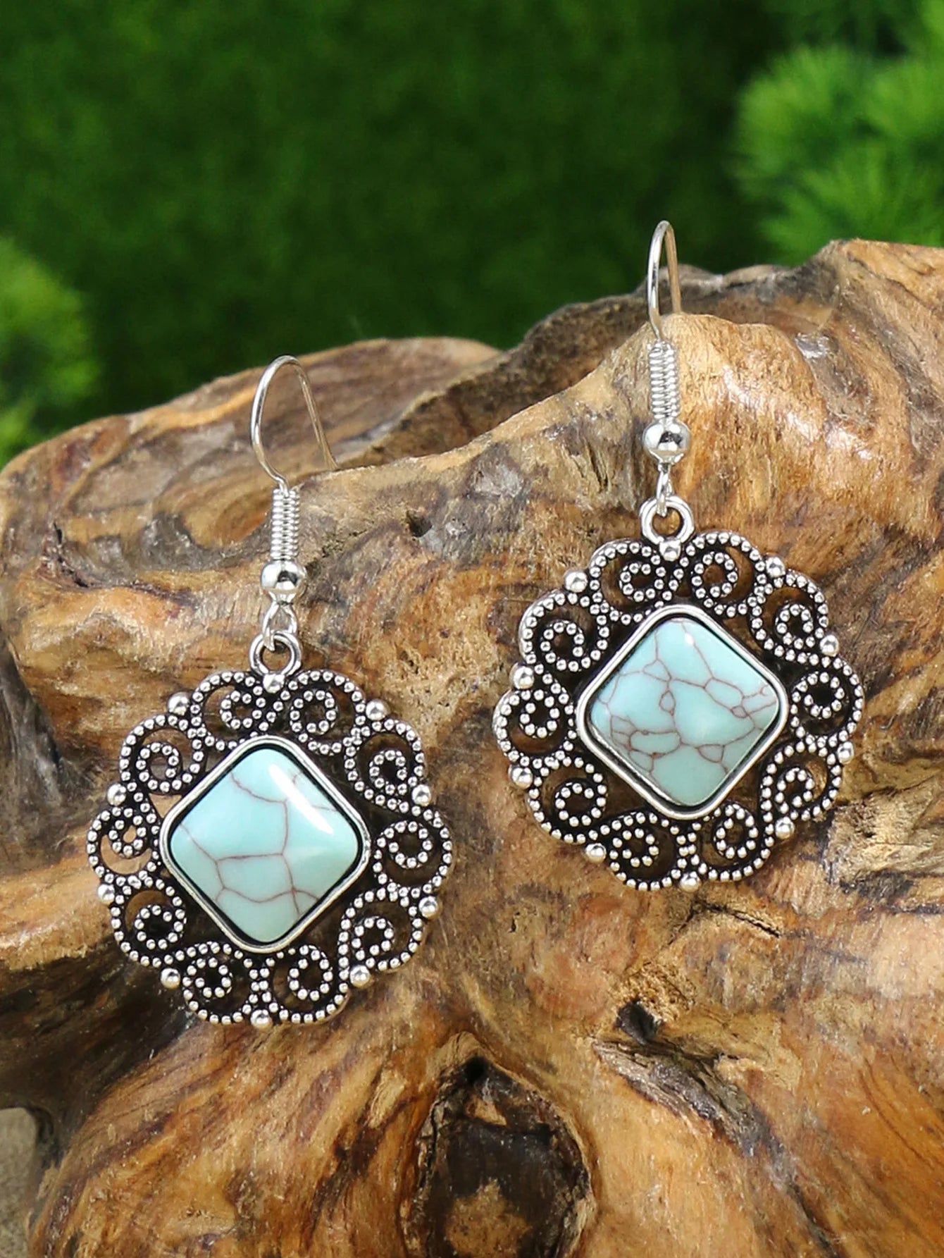 Classic Silver Geometric Stone Necklace & Earrings Set