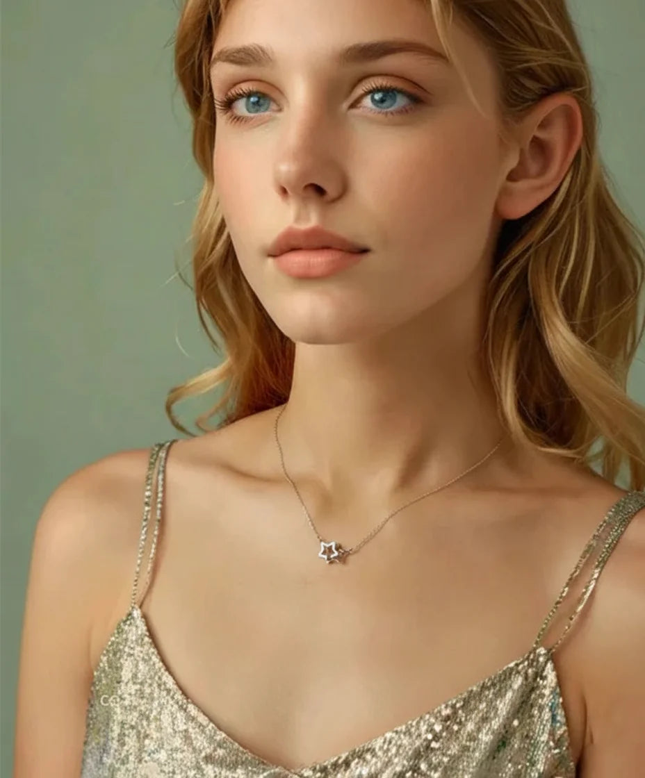 925 Sterling Silver Swinging Starlight Necklace