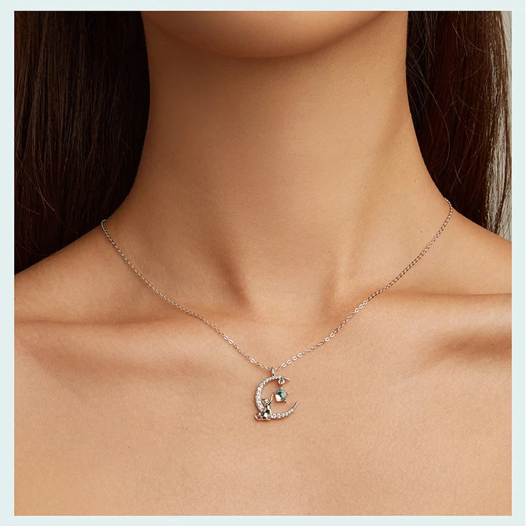 925 Sterling Silver Cute Cat Moon Pendant Necklace