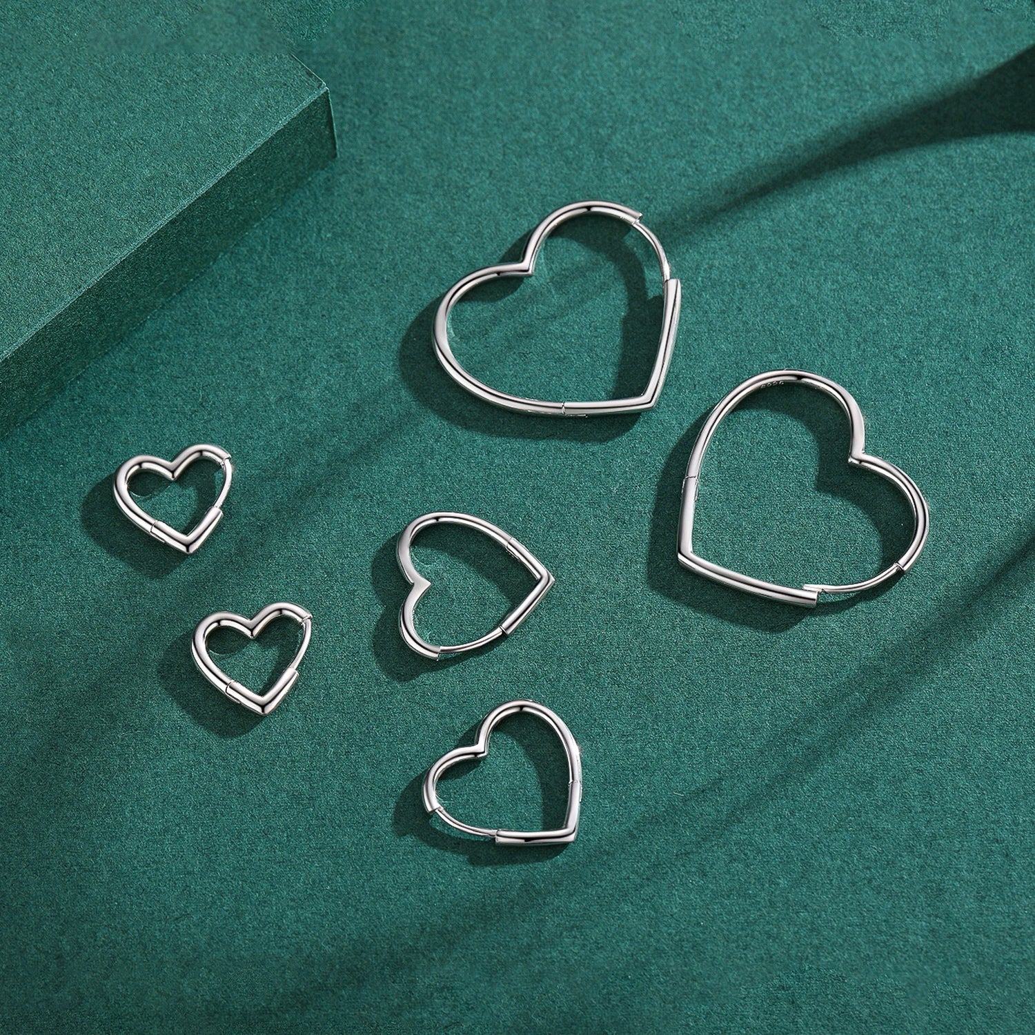 925 Sterling Silver Glossy Heart Hoop Earrings
