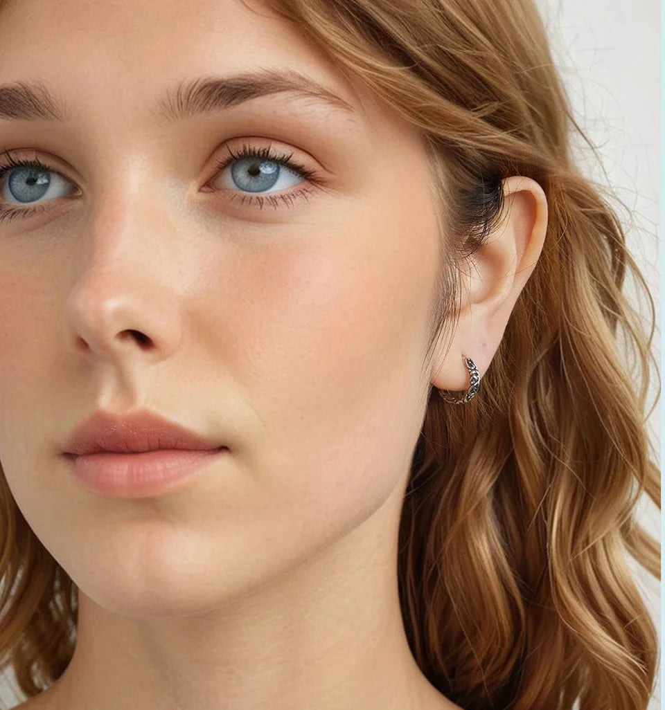 925 Sterling Silver Vintage Flower Pattern Hoop Earrings