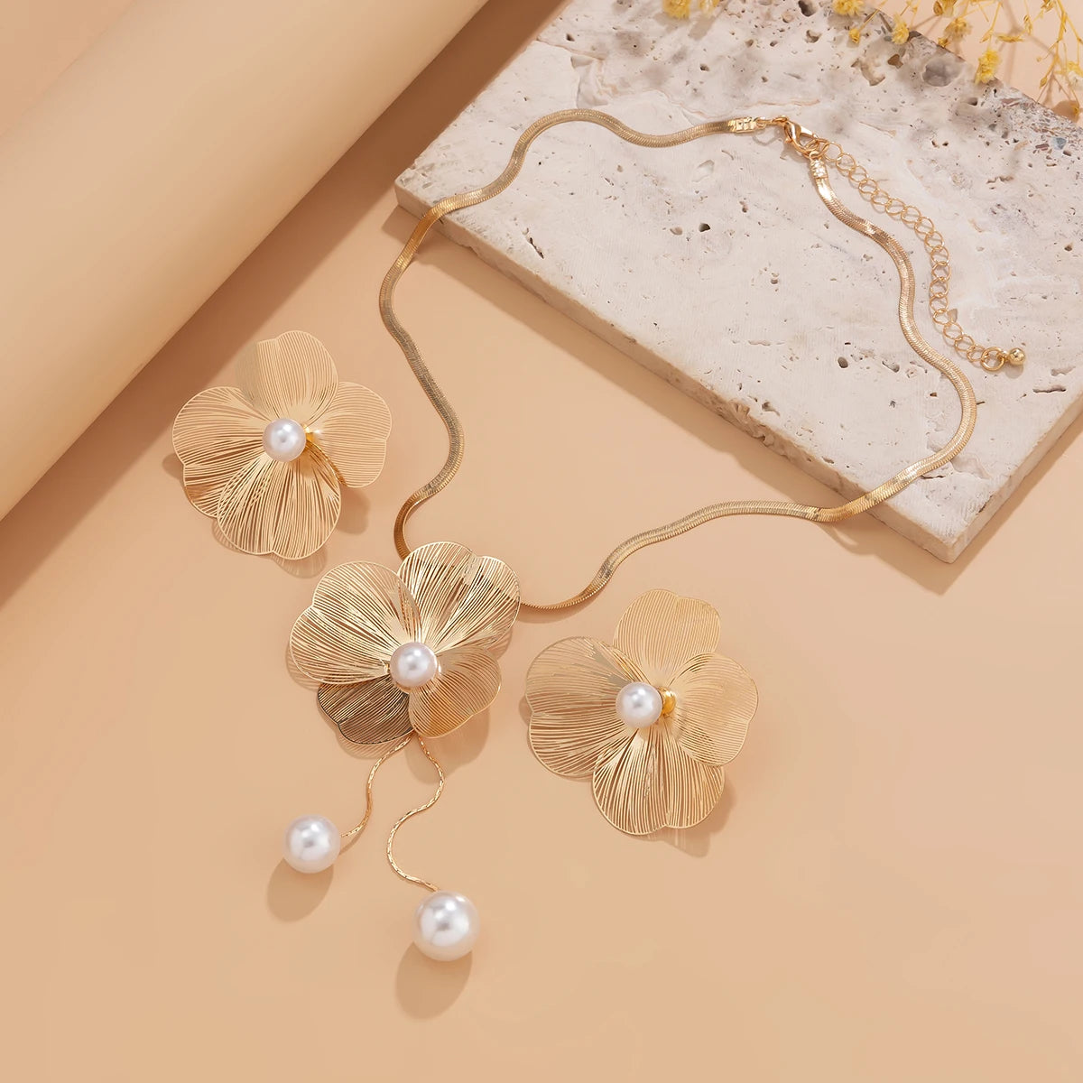 Pearl Flower Choker & Earrings Set