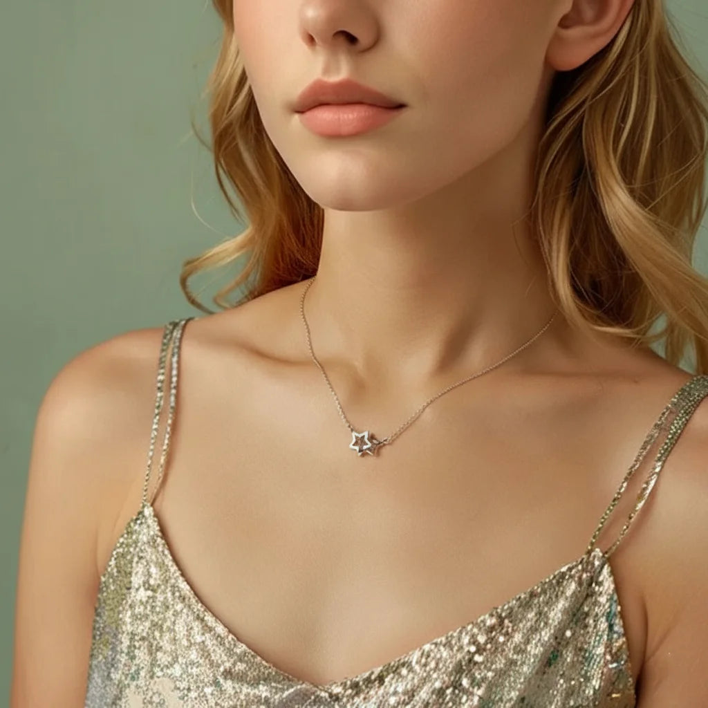 925 Sterling Silver Swinging Starlight Necklace