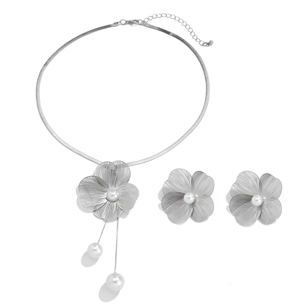 Pearl Flower Choker & Earrings Set
