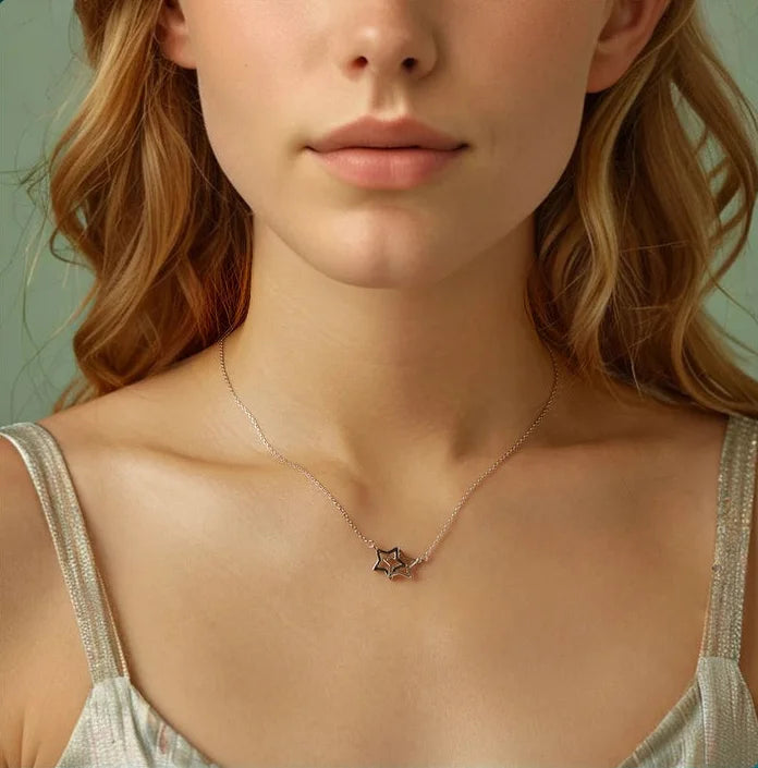 925 Sterling Silver Swinging Starlight Necklace