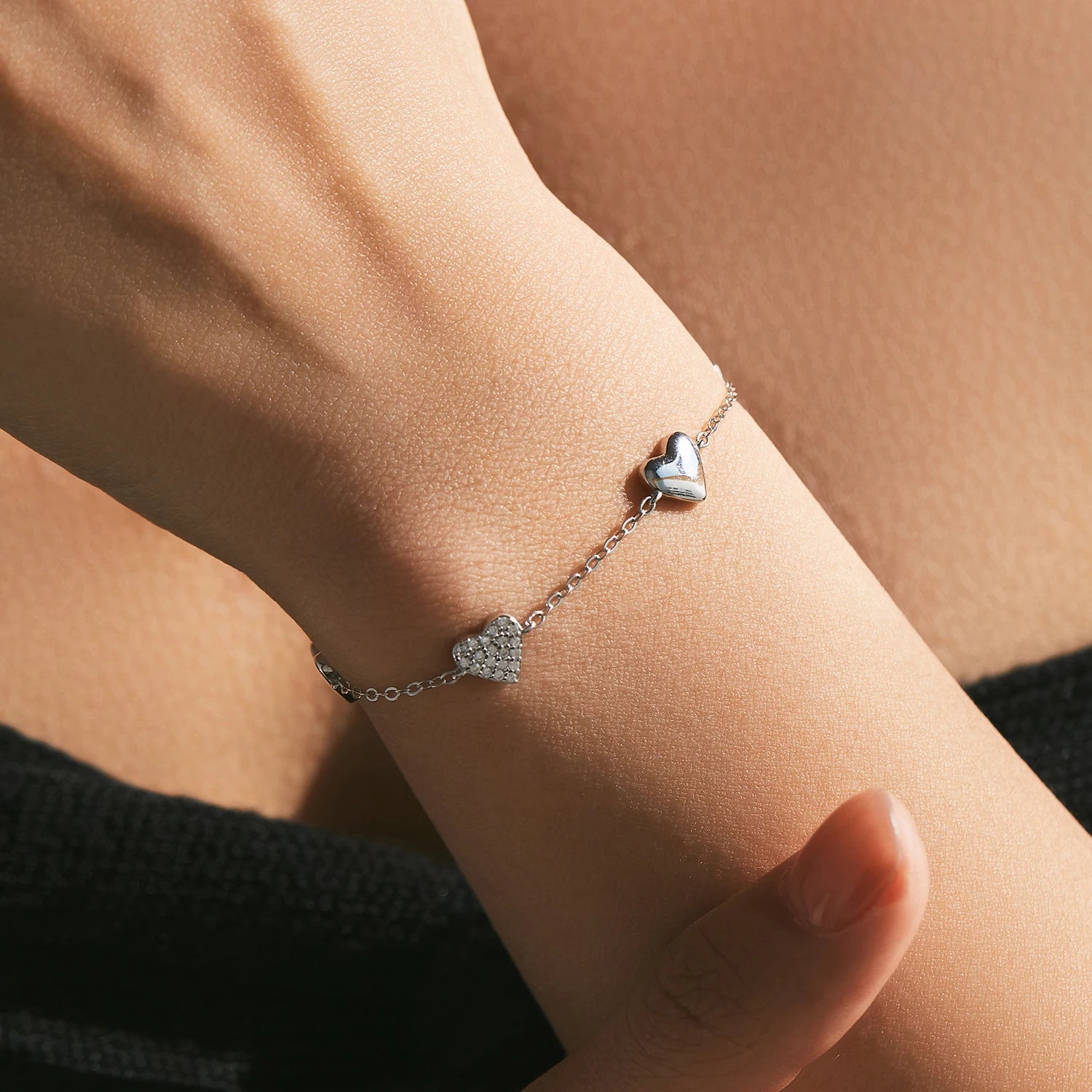 925 Sterling Silver Zirconia Hearts Bracelet