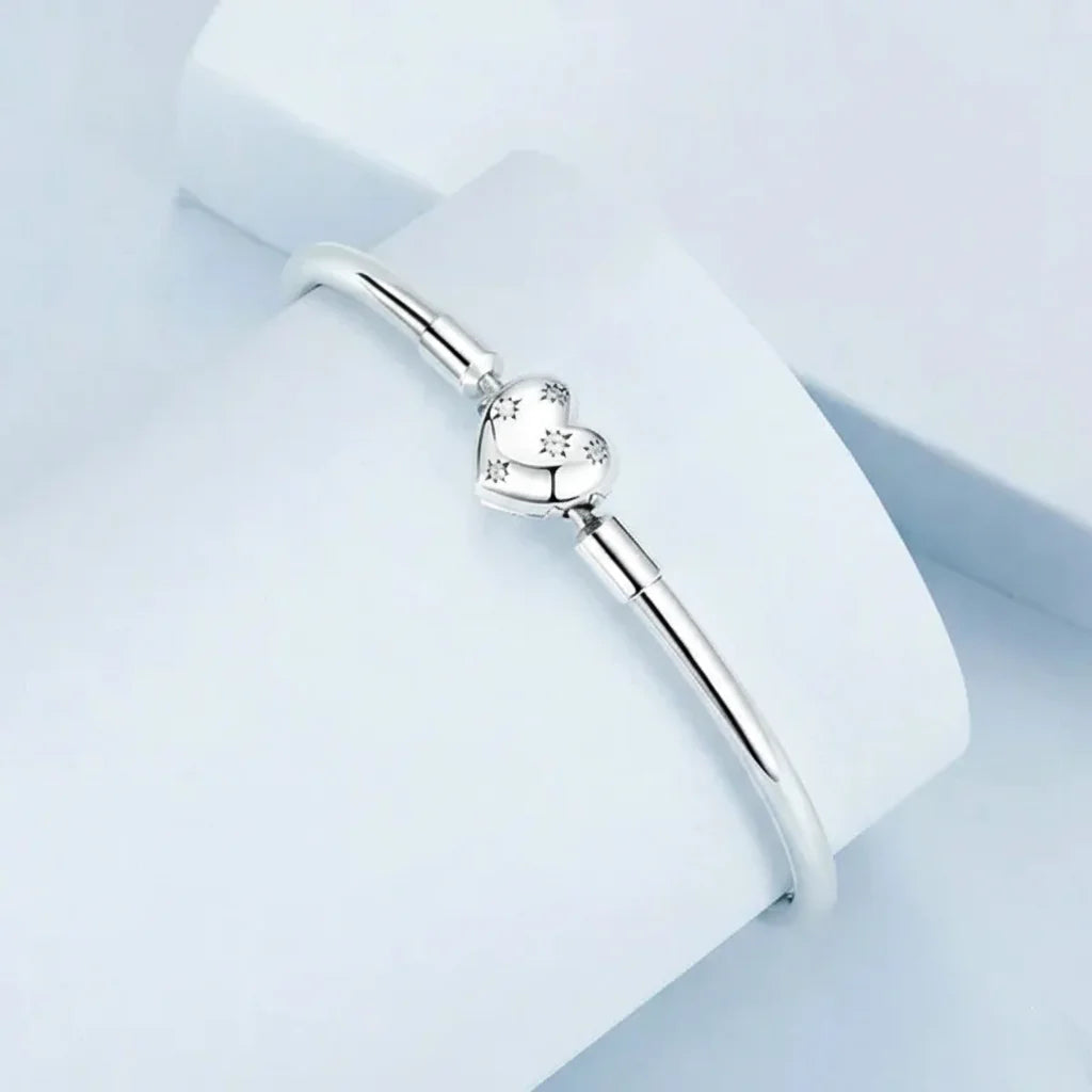 925 Sterling Silver Glossy Heart & Shell Clasp Bangle Bracelet