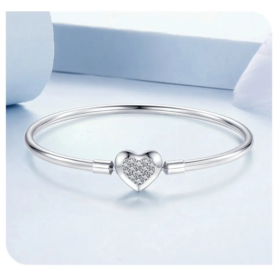 925 Sterling Silver Glossy Heart & Shell Clasp Bangle Bracelet