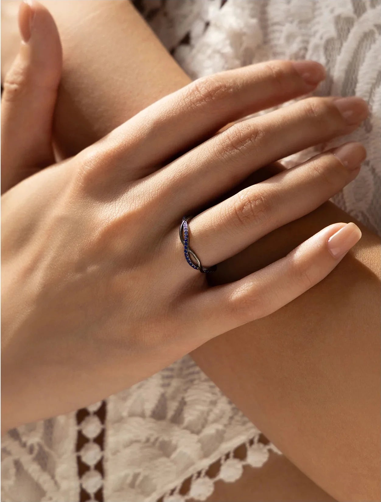 925 Sterling Silver Colorful CZ Geometric Twist Ring