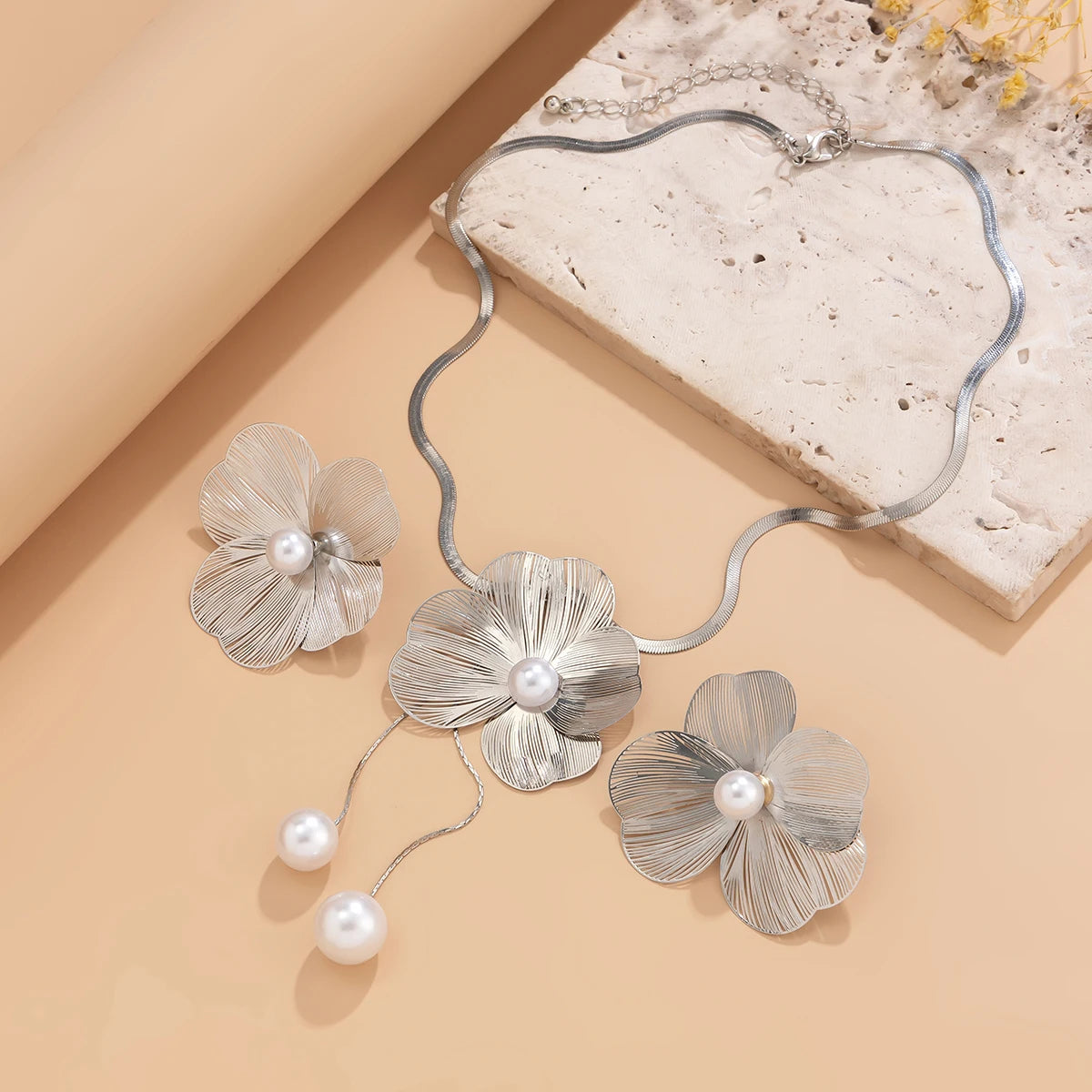 Pearl Flower Choker & Earrings Set