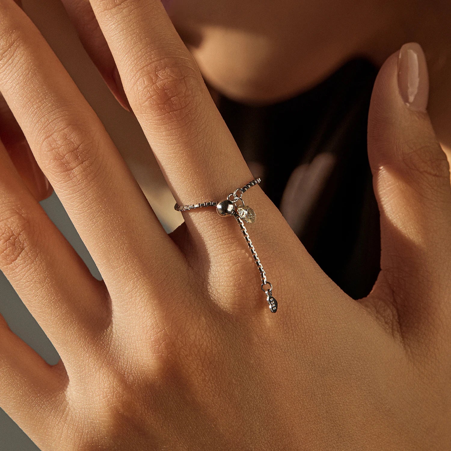 925 Sterling Silver D Color Moissanite Adjustable Chain Ring