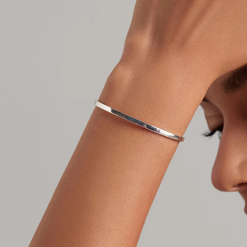 925 Sterling Silver “Nothing Is Impossible” Courage Bangle